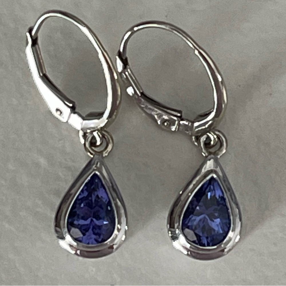 💯 Genuine Tanzanite pear shape bezel set drop earrings in 14K solid white gold.